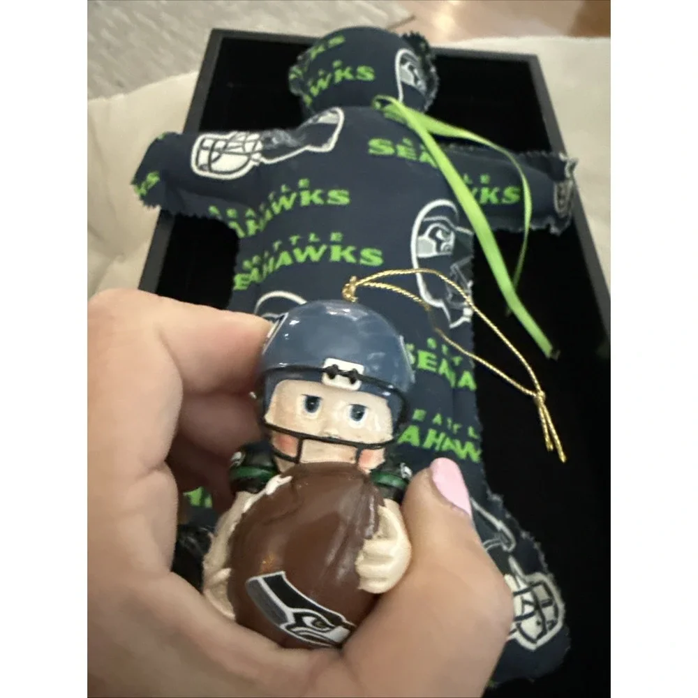 Seattle Seahawks NFL Christmas Ornament And Dammit‎ Doll.  4723